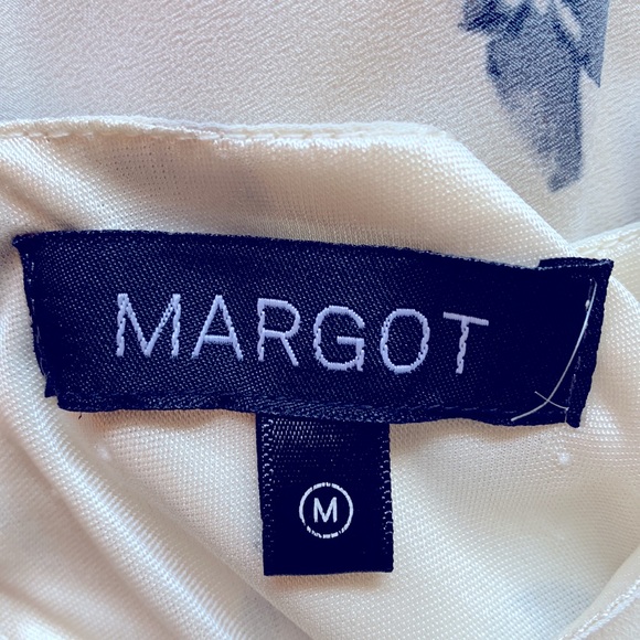 Urban Outfitters Margot Summer Floral Fit & Flare Women’s Size M Lined Dress - Picture 12 of 13